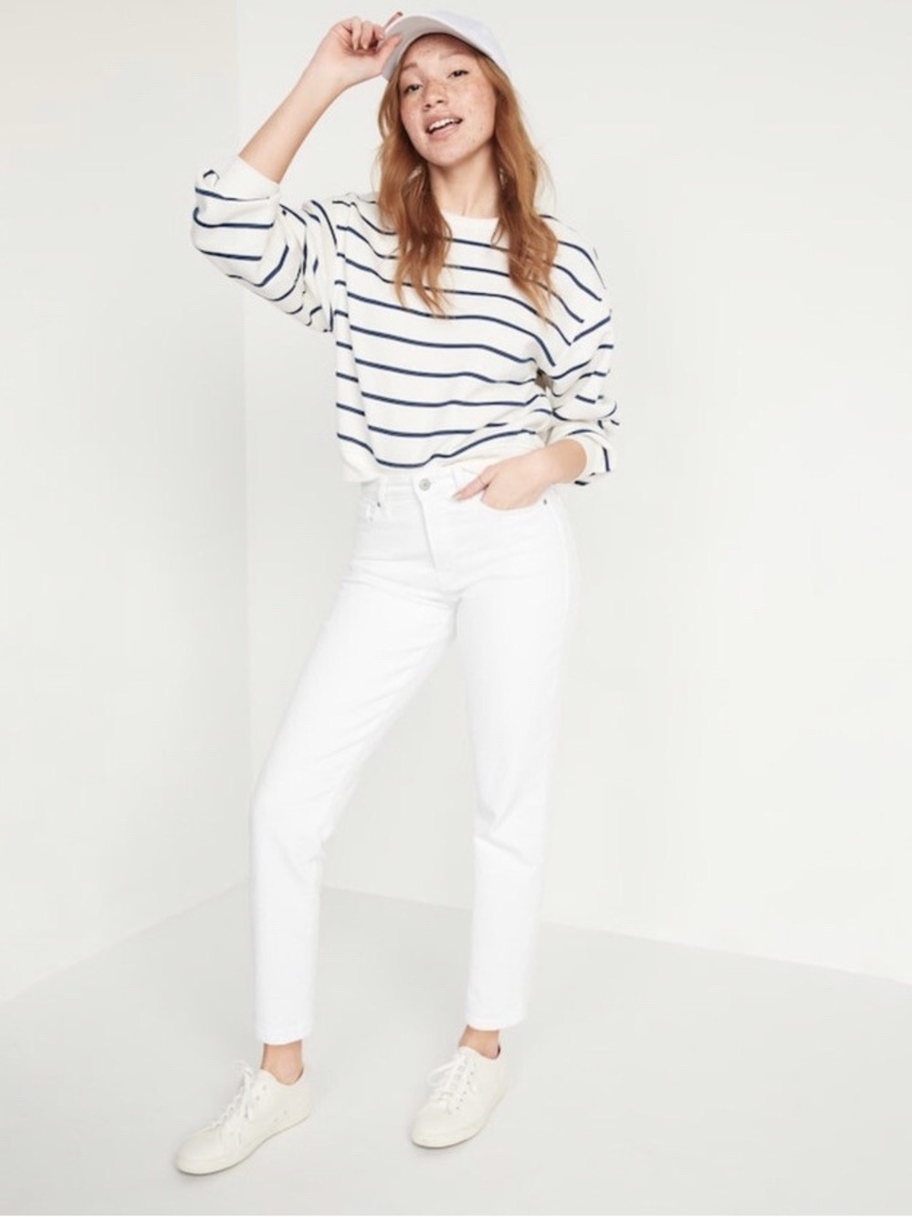 99% Cotton White High-Rise OG Straight Jeans Raw Hem- Women Size 6 Old Navy NWT